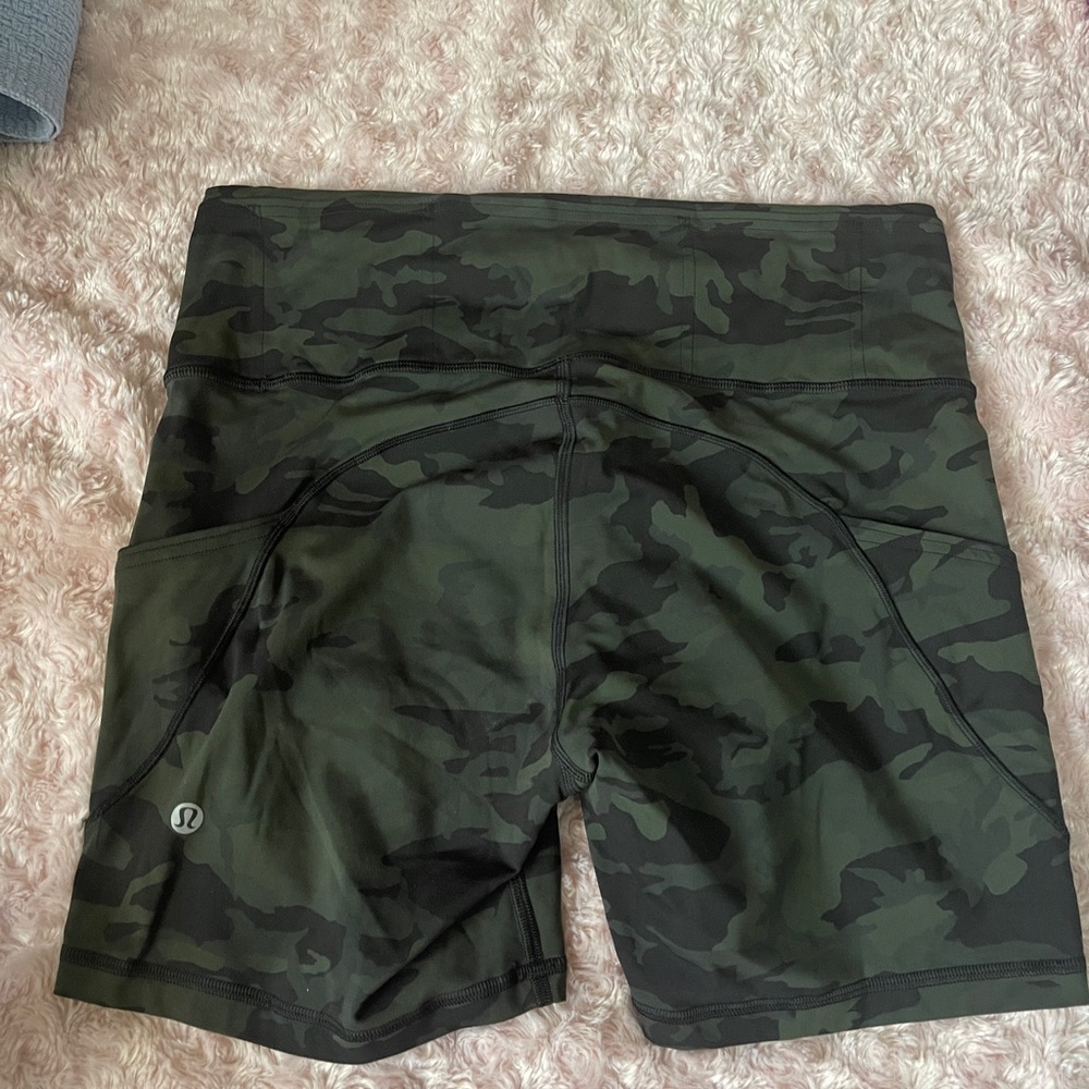 Lululemon camo fast and free high rise shorts